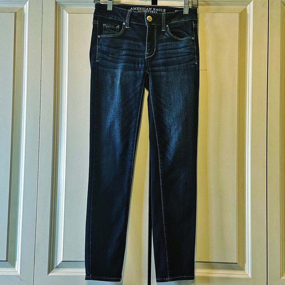 American Eagle super stretch skinny jeans size 0 short!